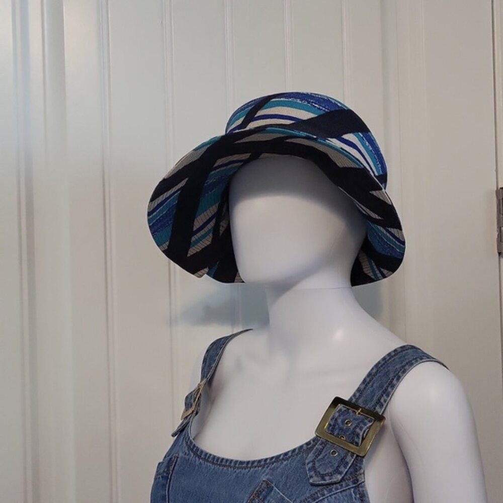 Vintage An Original By Dajon New York Blue Stripe Wide Front Brim